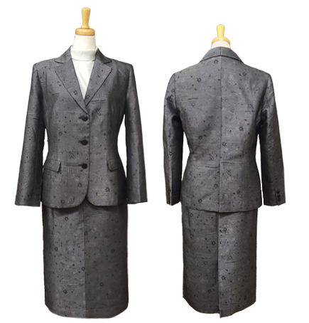 JK-4A　テーラードジャケット　￥44,000 BO-1A　タイトスカート　￥19,800