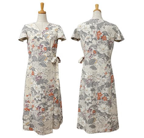 OP-3E　フレアー袖ラップワンピース　￥36,300